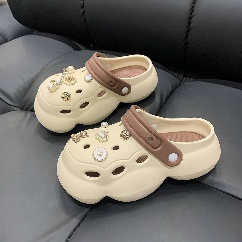 In Vogue Hardwearing Thick Soled Ultra Lightweight Women Slipper Beach Shoes Individuality Multifunctional Wear Shock Absorption