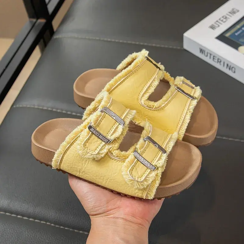 New Fashion Korean Style Soft Bottom Anti-slippery Versatile Open-toe Beach Shoes Children Casual Slippers for Girls 2025 Summer