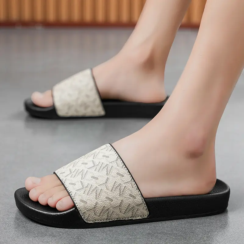 Summer Slippers for Men Women Eva Soft Bottom Slippers Indoor House Slides Flat Sandals Outdoor Beach Shoes Man Flip Flops 2025