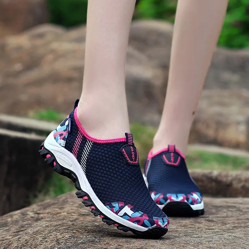 Fashion Summer Shoes Men Casual Shoes Mesh outdoor Breathable Slip-on Flats Men Sneakers Comfortable Water Loafers Zapatillas