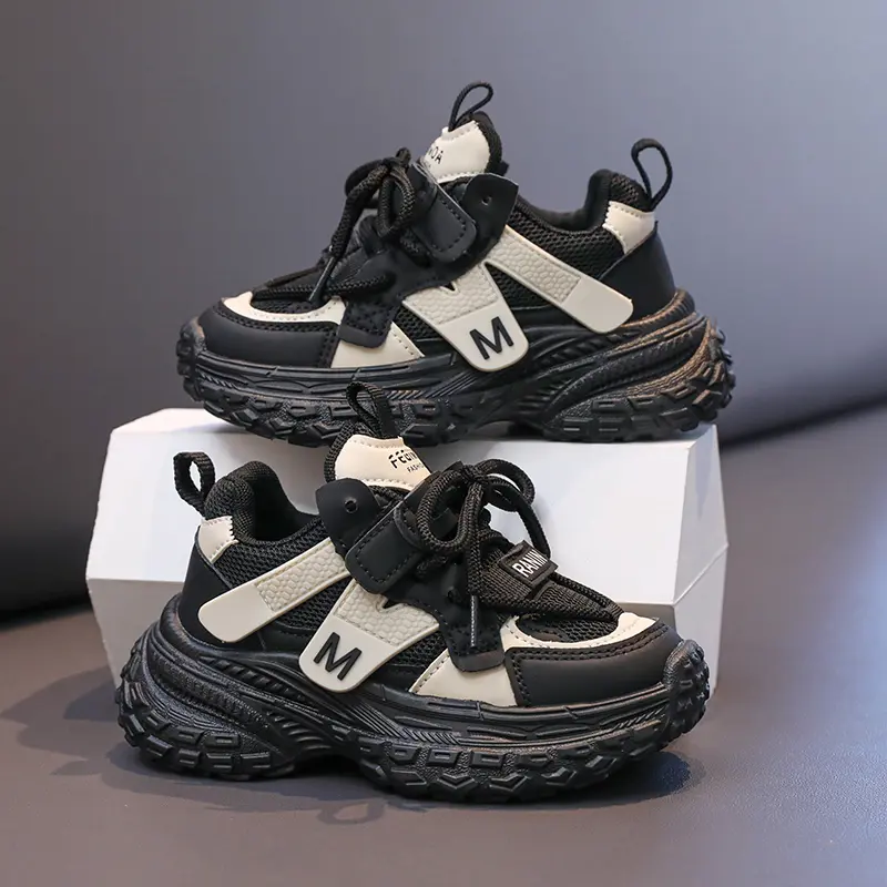 Fashion Breathable Kids Boys Non-slip Soft Soles Shoes Girls Sneakers with Light Running Shoes Summer Child Fashion Sport Shoes