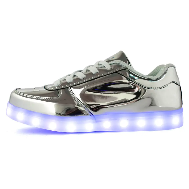 2021 Low help classic foreign trade new golden silver light led luminous shoes USB charging star with flash shoes jik90