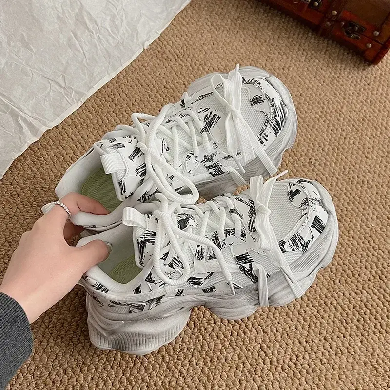 Men/woman Sneakers Black Shoes Graffiti Thick Sole Height Increasing Couple's Trendy Casual Shoes Lace Up Anti Slip Sports Shoes