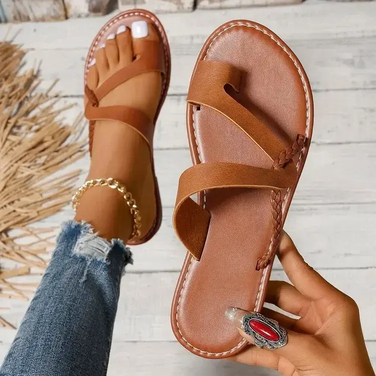 Women's Summer Large Size Slippers Female Handmade Casual Sandals Retro Flat Bottom Flip Flops Beach Lightweight Non-slip Shoes