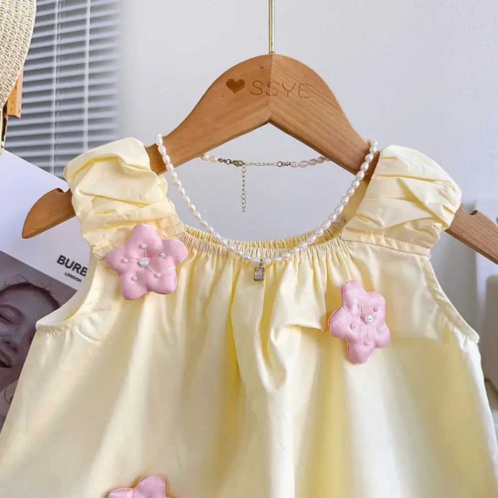 Bear Leader 3-6 Year Old Cute Baby Girls Clothes Summer Korean Version Yellow Children's Set 3D Flower Sleeveless Vest+Shorts