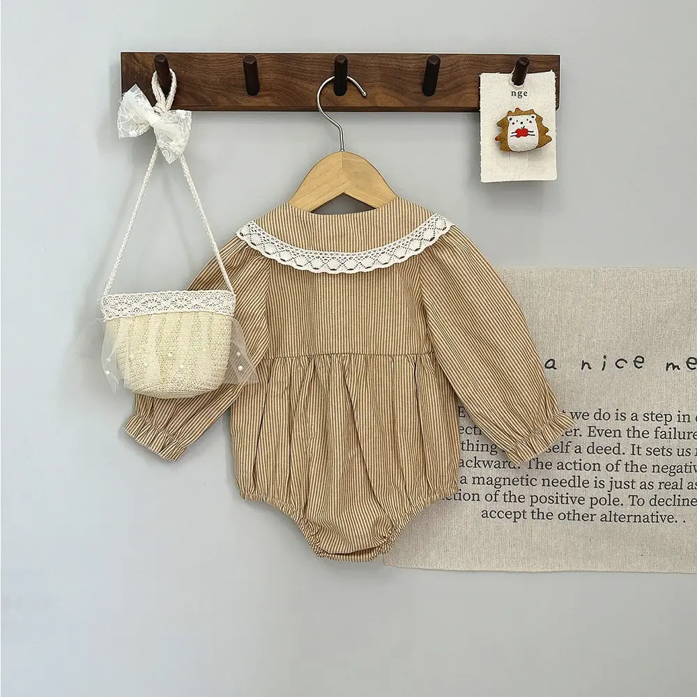 Bear Leader Spring and Autumn New Long Sleeved Baby Girl Jumpsuit Korean Version Khaki Striped Printed Children's Clothing