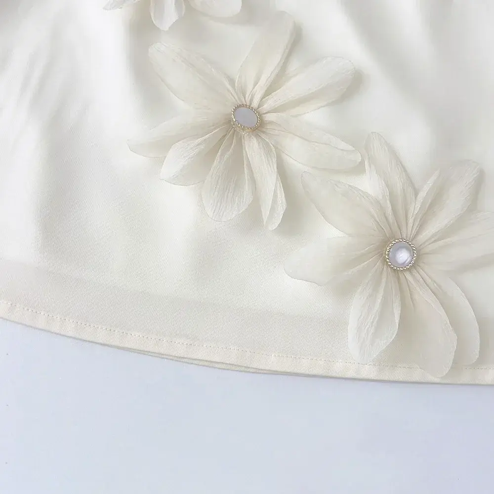 Bear Leader Summer Girls White Clothes 3D Flower Sleeveless Vest+Shorts 2-piece Set Korean Version Plain Children's Clothing