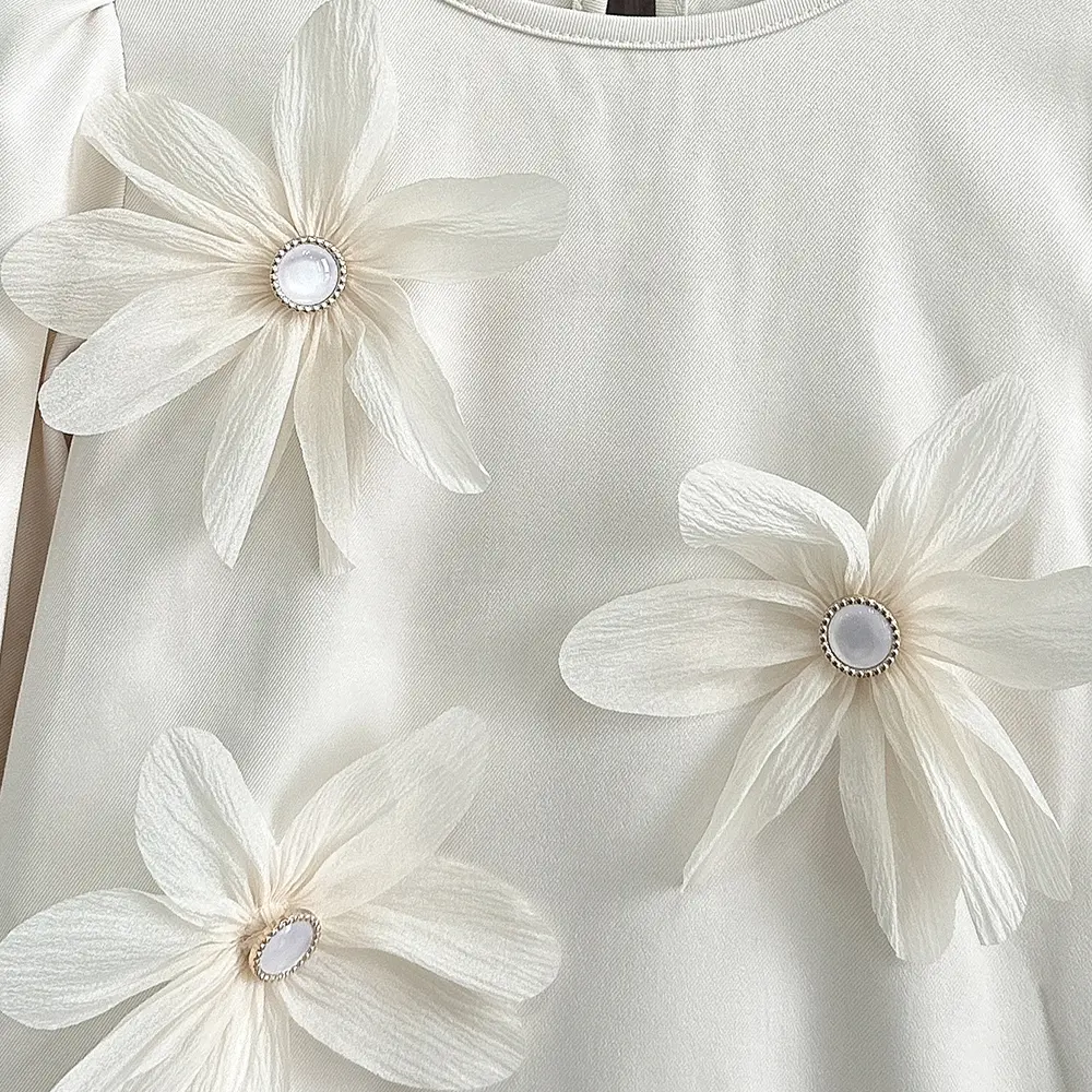 Bear Leader Autumn Long Sleeved Solid Color Girls Casual Dresses 3D Flower Decoration Pleated Korean Version Children's Dress