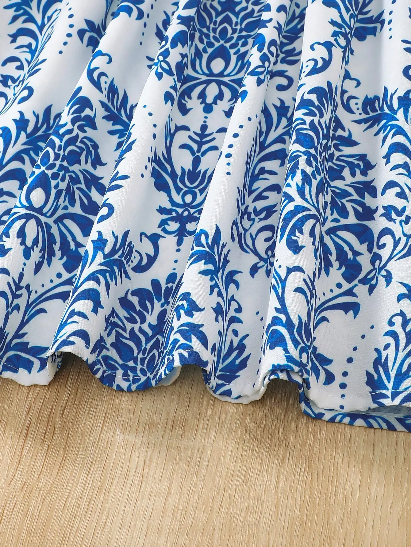 Young Girl Vacation Halter Neck Printed A-Line Sleeveless Dress, Perfect For Summer & Beach Holiday