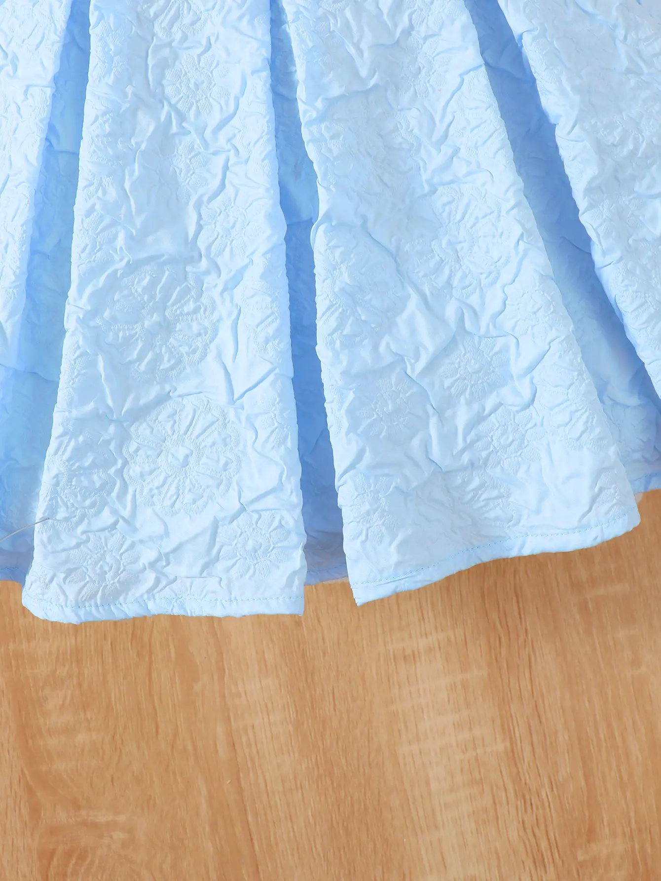 Girl's Blue Embossed Texture Fabric Off Shoulder Splicing Bow Design Bubble Sleeves Elegant Dress