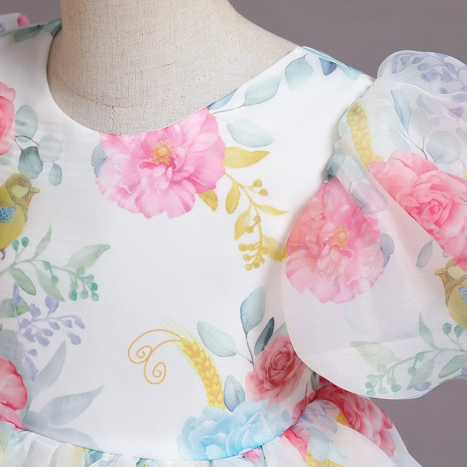 2023 Girl Dress Summer White Sequin 1st Communion Bow Tutu Gown Baby Flower Wedding Dresses Kids Birthday Party Princess Clothes