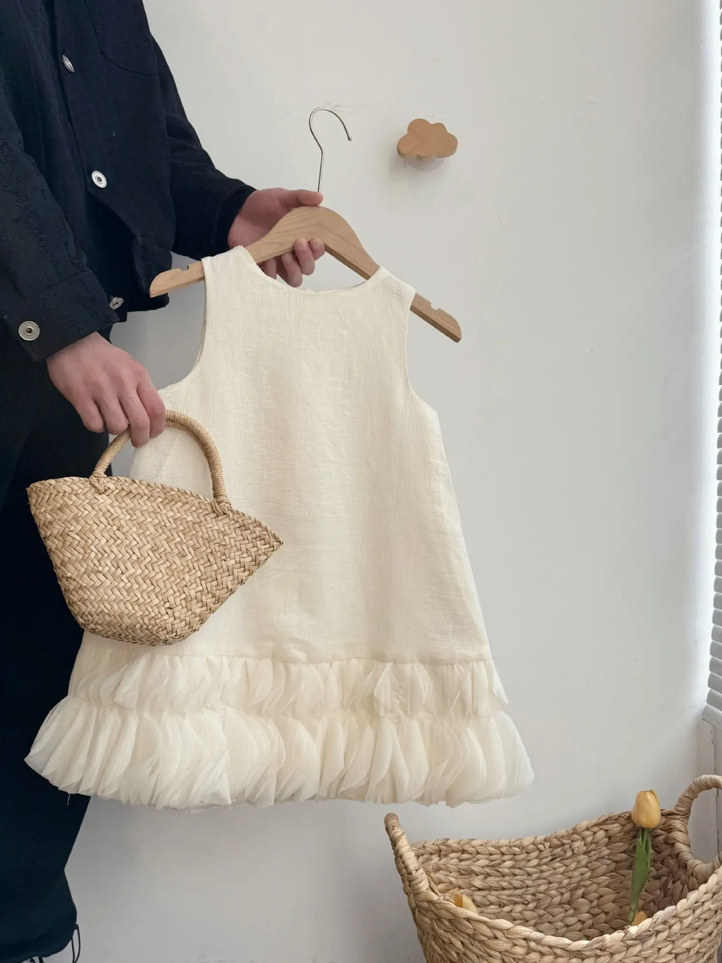 Girls Sleeveless Dress 2025 Spring and Summer New Korean Fashion Solid Color Mesh Flower Bud Princess Jumper Skirt