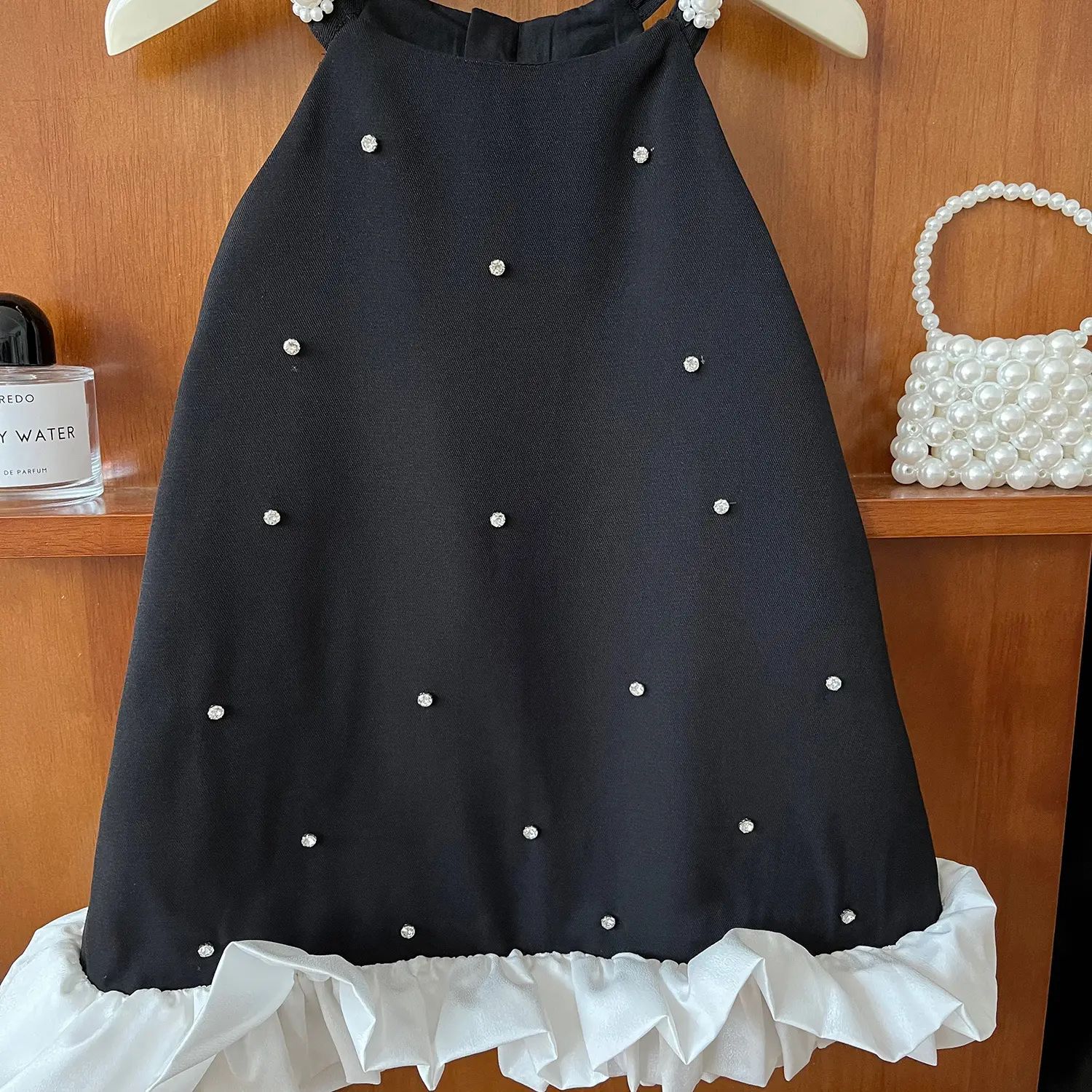 Summer New Elegant Girls Dress Black Pearls Decorate Sleeveless Slip Princess Dress For 2-10 Years Girls Party Sundress