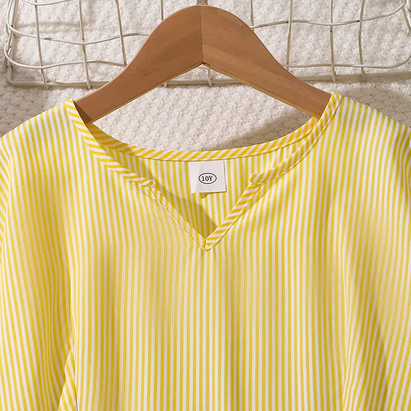 Kids Dress 2025 New Summer 8-12 Years Light Yellow Striped Short-Sleeved Dress Elegant Elegant Simple Cute Girls Casual Dress
