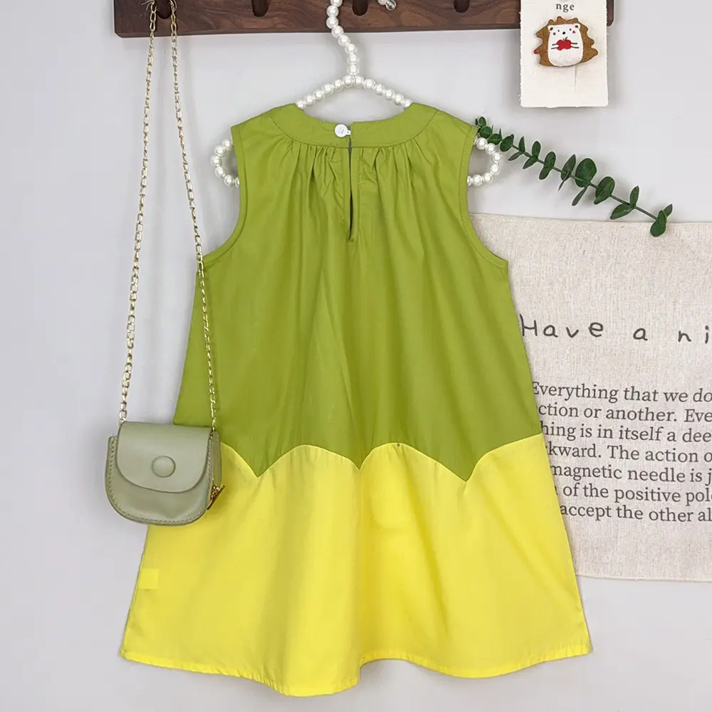 Summer New Girls' Casual Clothes Korean Version 3D Flower Sleeveless Princess Dress Sweet and Cute for Children 2-7 Years Old