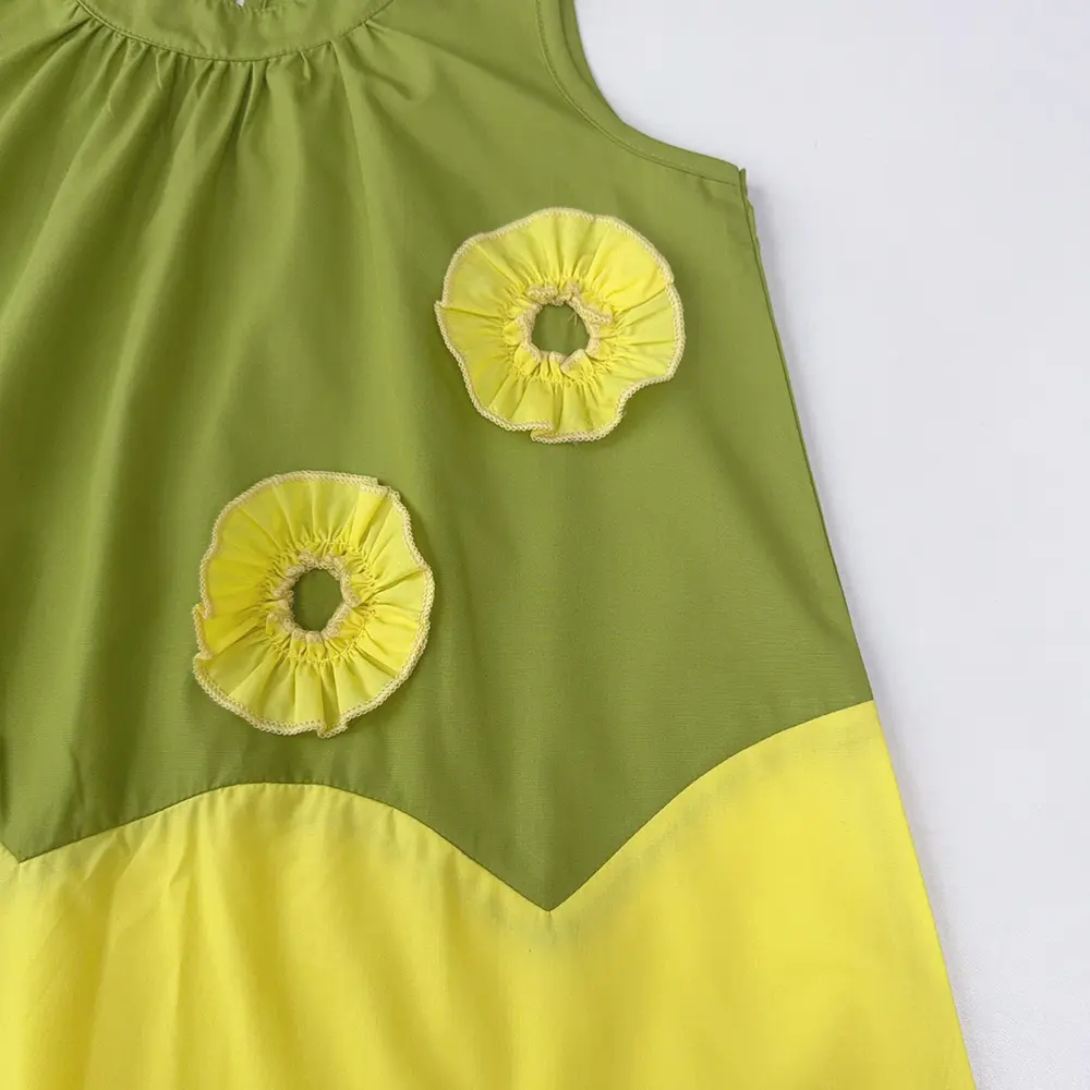 Summer New Girls' Casual Clothes Korean Version 3D Flower Sleeveless Princess Dress Sweet and Cute for Children 2-7 Years Old