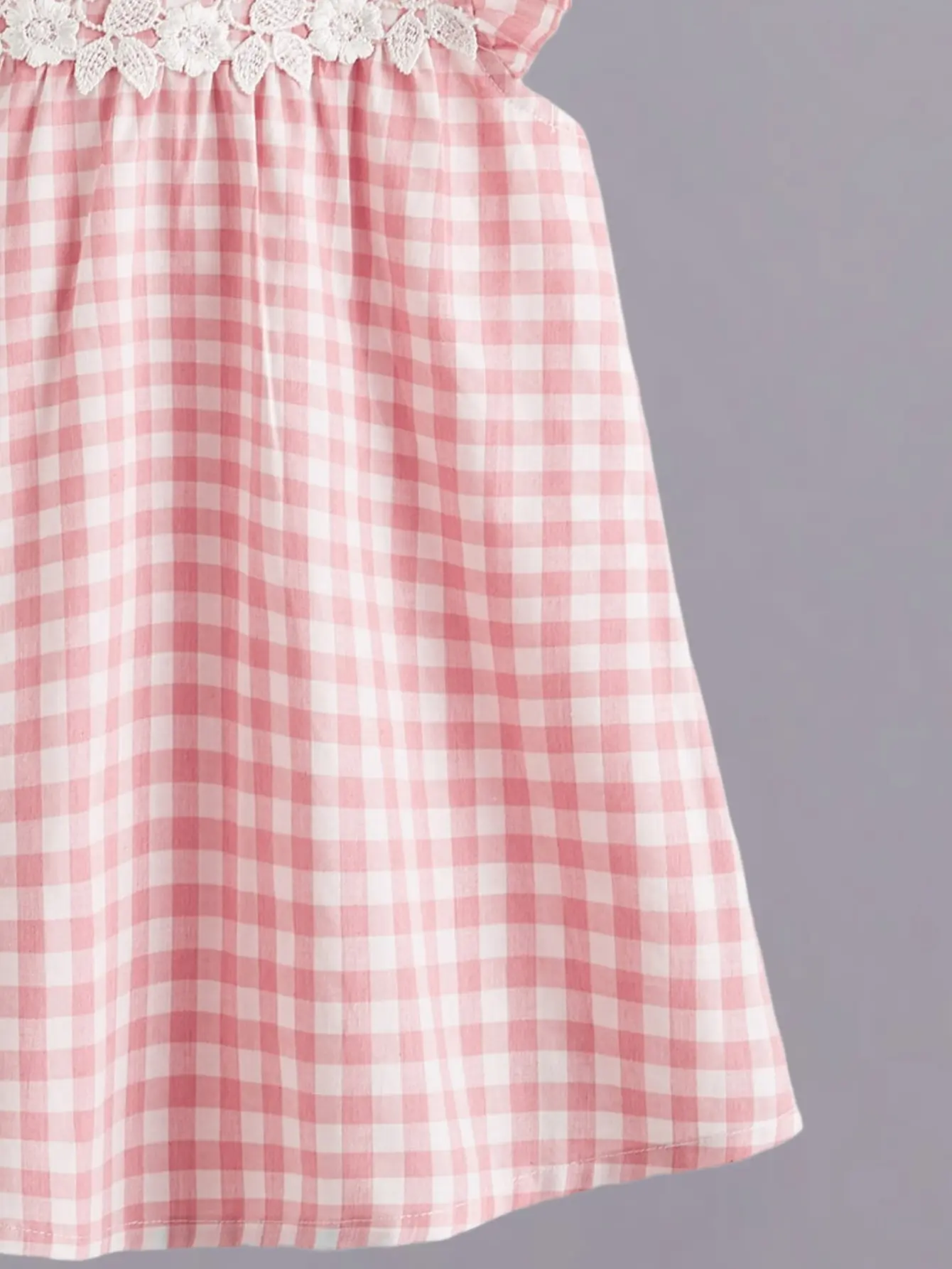 Summer Kids girls Fresh sweet pink plaid embroidered flowers play with flying sleeves simple breathable comfortable dress
