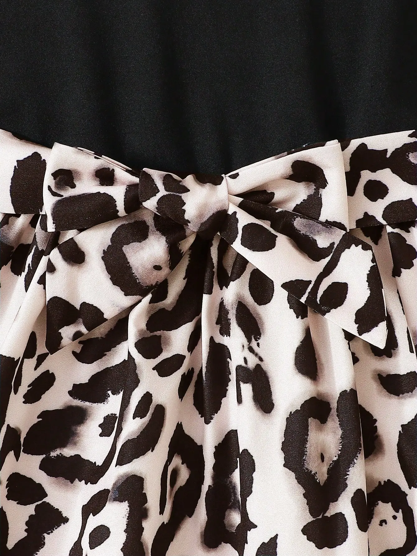 Elegant And Graceful Summer Dress For Young Girl Includes Round Collar Leopard  Sleeveless Dress And Bow Belt Connected Dress