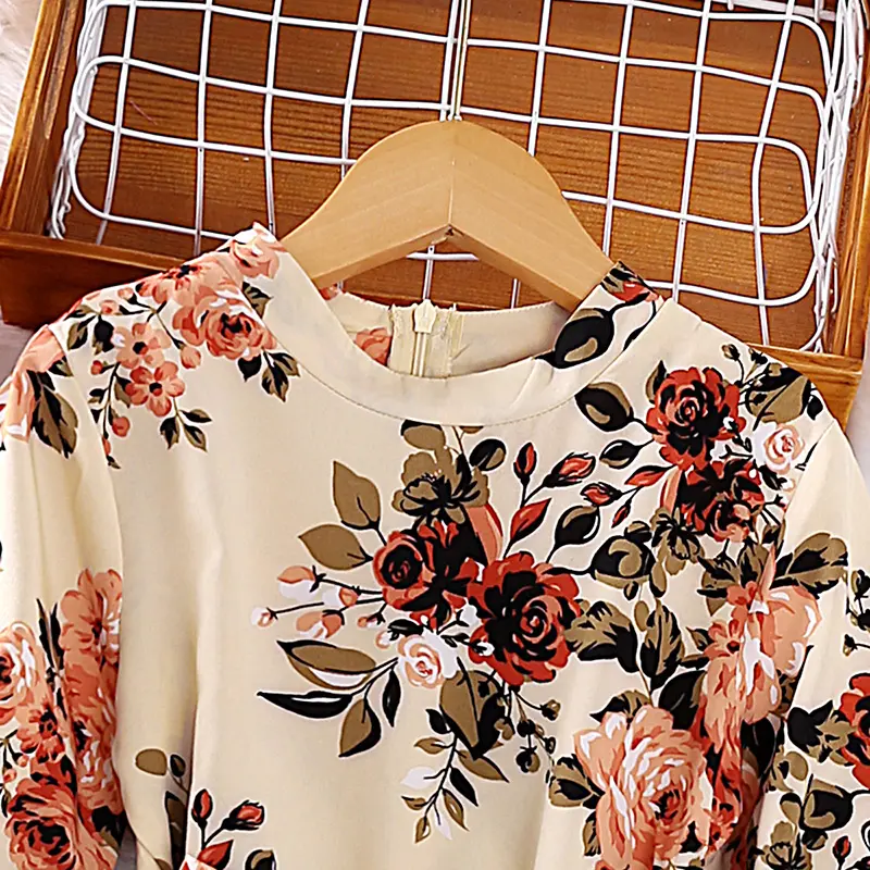 Korean Style Dress Spring Autumn Casual Clothes Sets For Children Beige White Long-Sleeved Flower Dress Elegant Classic Style