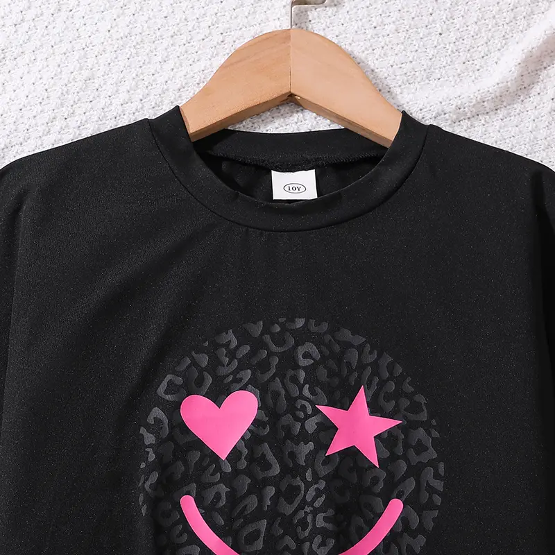 2024 New Children's Fashion Clothes Sets For Kids Girl Black Smiley T-shirt And Rose Red Pleated Skirt High Quality Korean Style