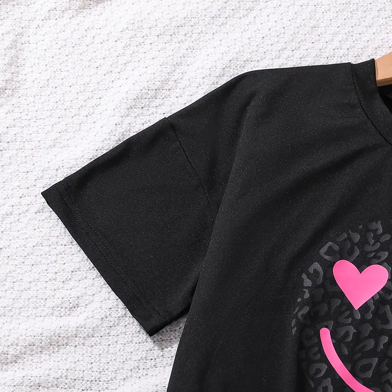 2024 New Children's Fashion Clothes Sets For Kids Girl Black Smiley T-shirt And Rose Red Pleated Skirt High Quality Korean Style