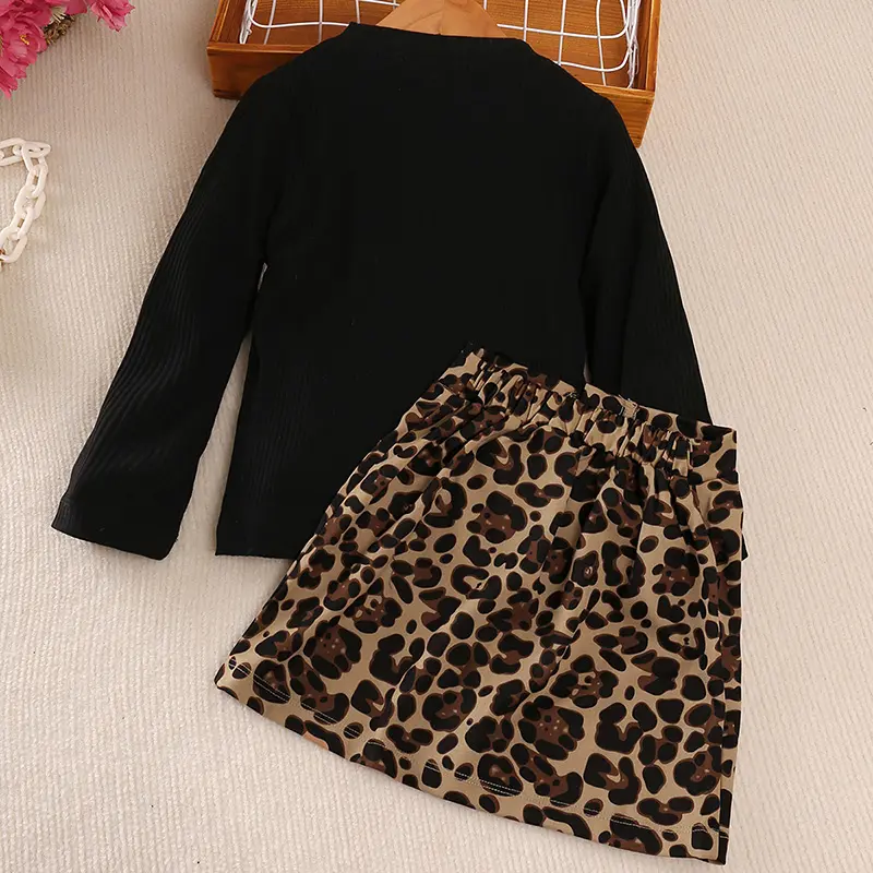 2025 New Girls Outfit 2-6 Years Girls' Black Knitted Long Sleeve Top + Leopard Zipper Skirt Korean Style Casual Vacation Suits