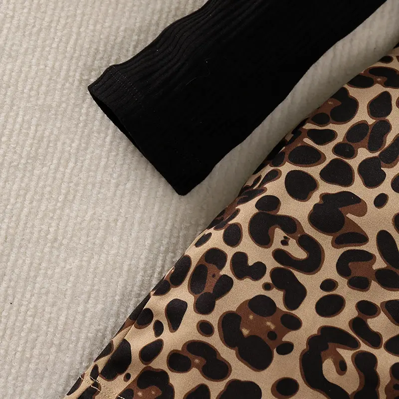 2025 New Girls Outfit 2-6 Years Girls' Black Knitted Long Sleeve Top + Leopard Zipper Skirt Korean Style Casual Vacation Suits