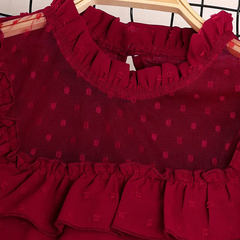 Girl's Spring And Autumn Suit Solid Color Long Sleeve Lace Hollowed Out Pleated Top And Belt Button Decorated Short Skirt Casual