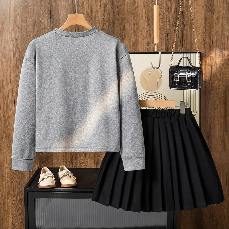 Kids Clothing 2PCS Autumn New Suit Gray Floral Print O-Neck Long Sleeve Top & Solid Color Black Pleated Skirt For Girls Daily