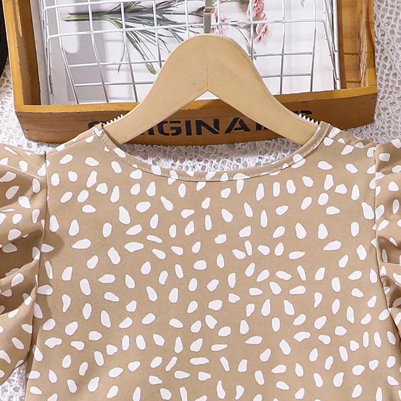 Girls Summer Solid Color Beige Polka Dot V-neck T-Shirt & Khaki Color Shorts Children Outfit Korean Style Baby Girls Clothing