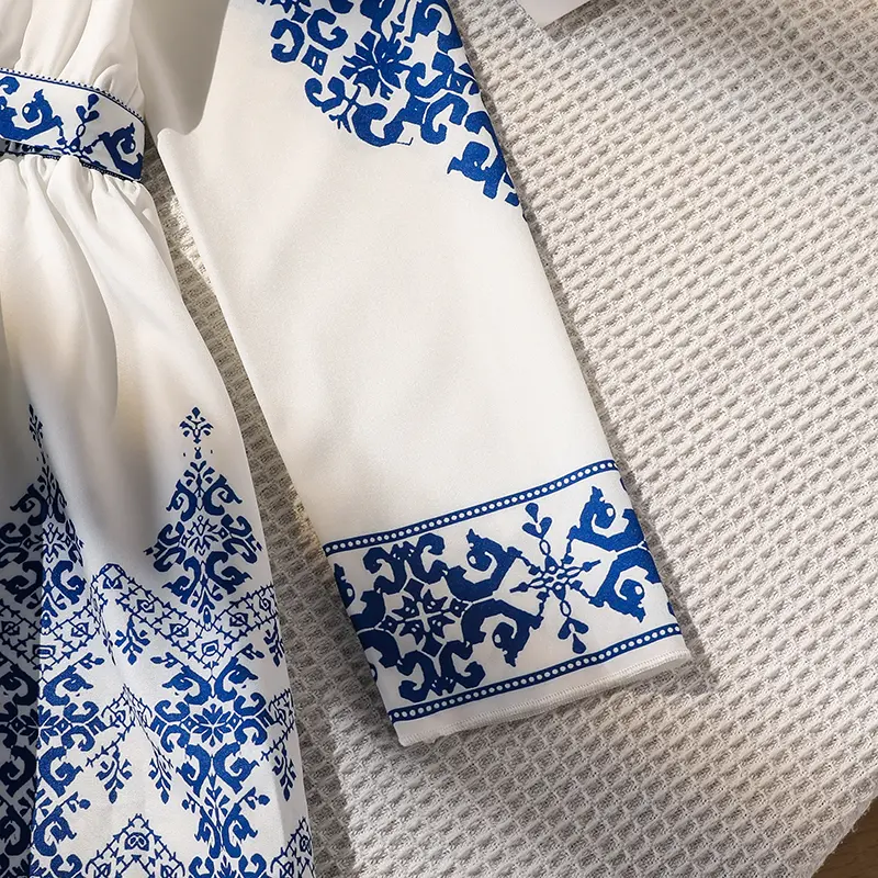 2025 Spring And Autumn New Kids Set Blue Print V-Neck Long Sleeve Belt A-Line Dress For Girls 8-12 Years Vacation Country Style