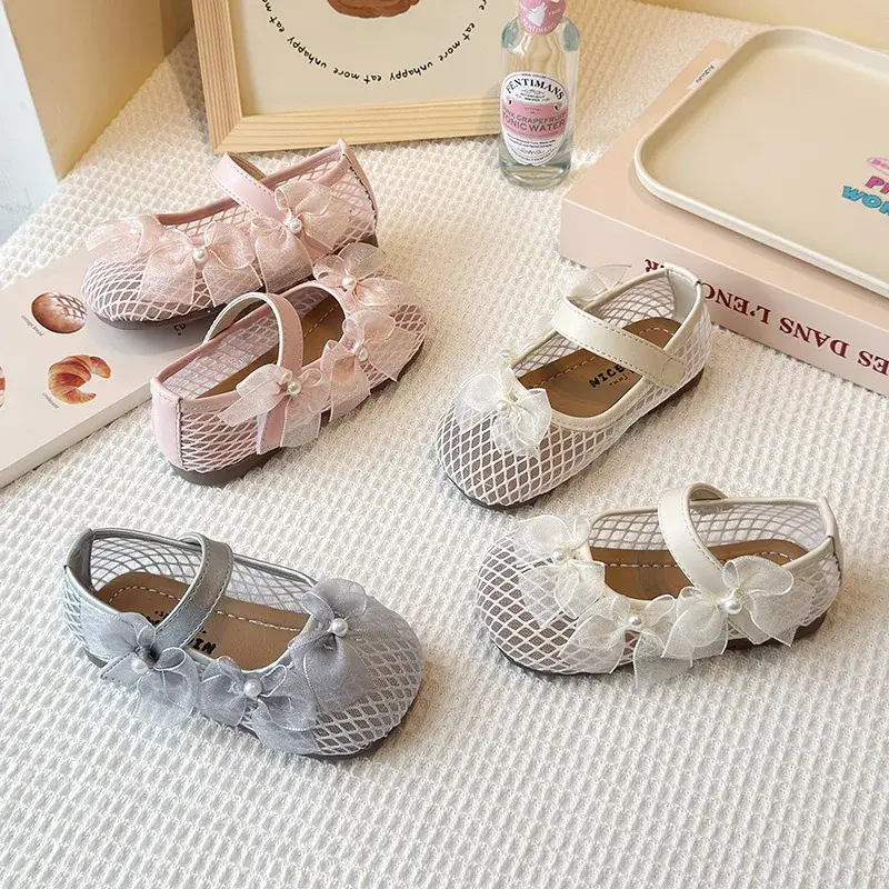 2025 Children Sandals for Girls Summer New Fashion Korean Style Soft Bottom Anti-slippery Versatile Cut-outs Princess Beach Shoe