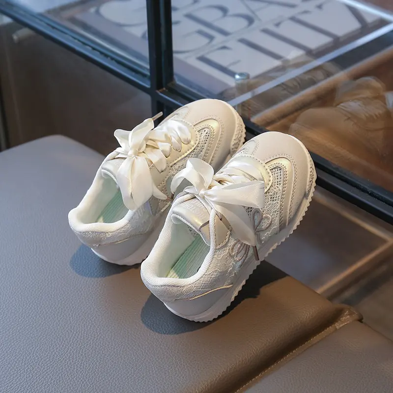 2025 New Girl's Sneakers Summer Sweet Embroidered Children Princess Sports Shoes Fashion Breathable Causal Kids Basketball Shoes
