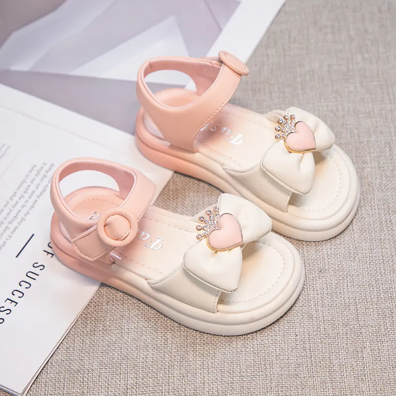 Girls Princess Sandals with Crown Fashion Children Bow-knot Rhinestone Sandals Kids Summer Beach Shoes Anti-Slippery Size 26-37
