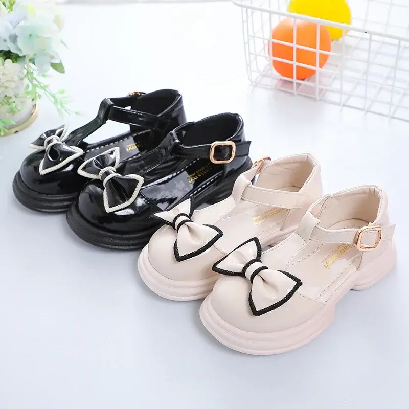 Girls Leather Shoes T-strap Sweet Bows 2025 New Kids Half Sandals for Summer Girls Princess Shoes Round Toes Soft Sole Ins Trend