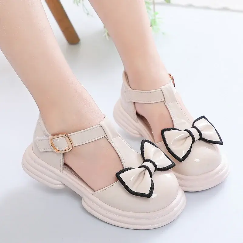 Girls Leather Shoes T-strap Sweet Bows 2025 New Kids Half Sandals for Summer Girls Princess Shoes Round Toes Soft Sole Ins Trend