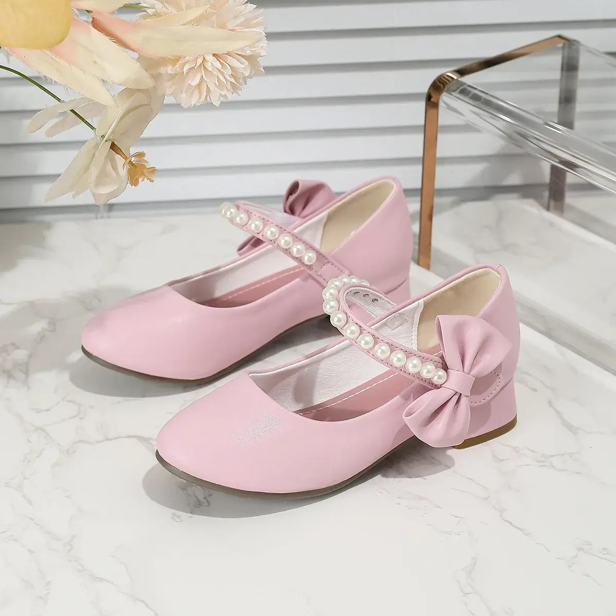 Children's Leather Shoes Elegant Girl Princess Shoes with Bowknot Fashion Chic Versatile Kids Party High-heels Shoes Black White
