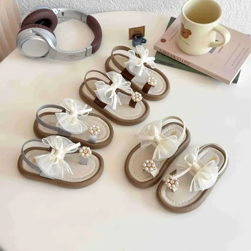 2025 Children Sandals for Girls Summer New Fashion Korean Style Soft Bottom Anti-slippery Versatile Chic Princess Beach Shoes