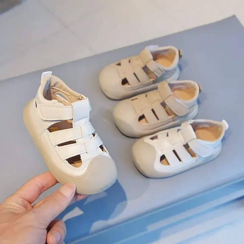 Kids Beach Shoes Toes Capped Anti-kicked 2025 Summer New Boys Girls Sandals Non-slip Soft Children Walking Shoes Hollowed-out