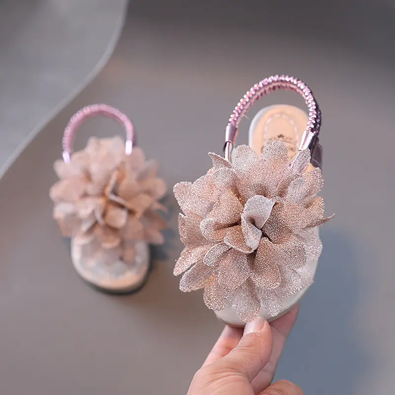 Children's Sandals Summer Glitter Princess Shoes for Girls Fashion Elegant Kids Causal Beach Flat Sandals Soft Bottom Versatile