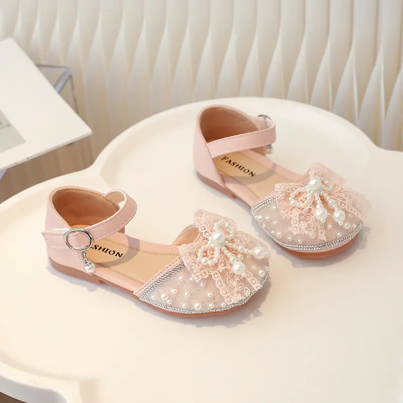 Girl Summer Sandals 2025 New Elegant Kids Fashion Princess Flat Sandals with Lace Bowknot Sweet Versatile Children Wedding Shoes