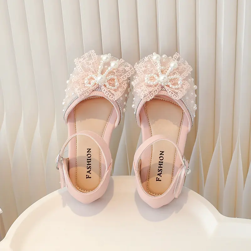 Girl Summer Sandals 2025 New Elegant Kids Fashion Princess Flat Sandals with Lace Bowknot Sweet Versatile Children Wedding Shoes