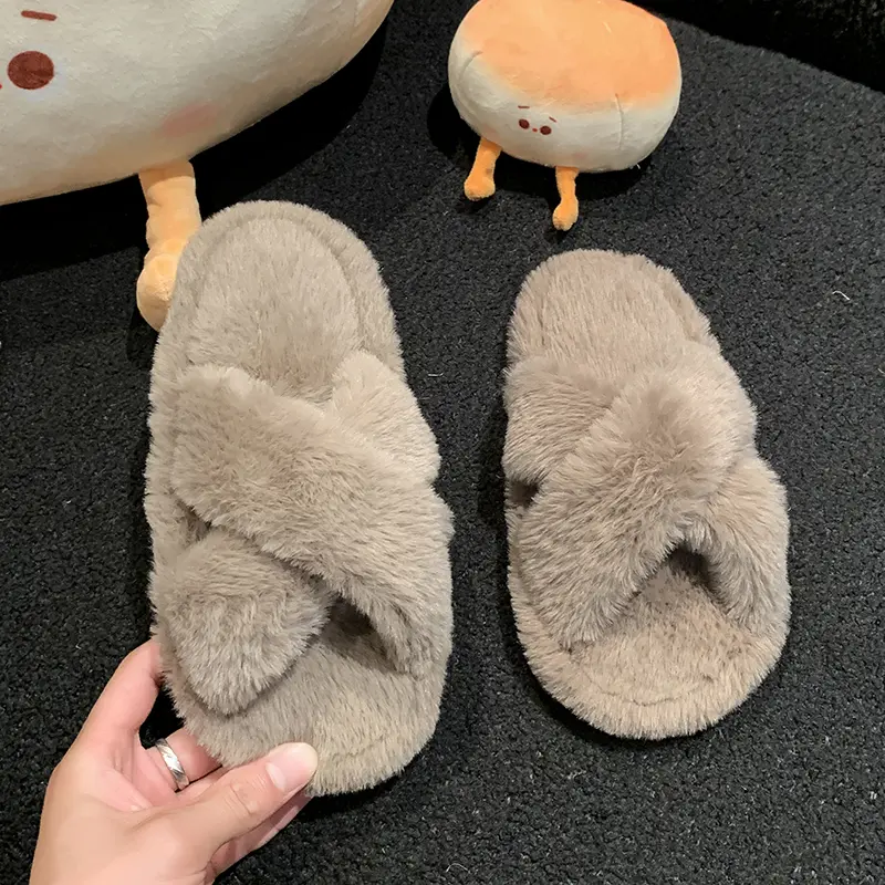 New Children Winter Fur Slippers Solid Color Girls Warm Home Slippers Soft Fluffy Kids Open-toe Cotton Shoes Fashion Versatile