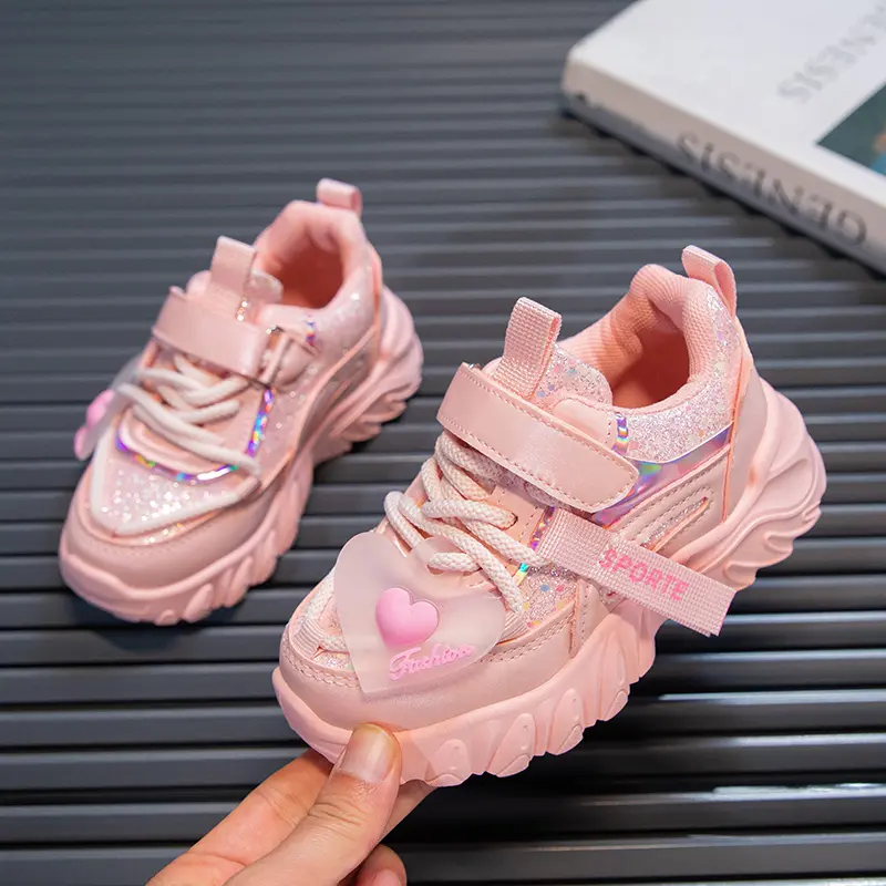 Girls Sports Shoes Kids Running Sneakers for School Fashion Cute Shiny Non-slip Children's Casual Shoes with Heart Spring Autumn