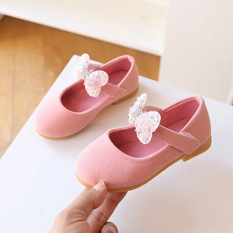 Girls Princess Leather Shoes 2024 New Kids Dresses Casual Shoes Sweet Sequins Bowknot Versatile Children Fashion Wedding Flats