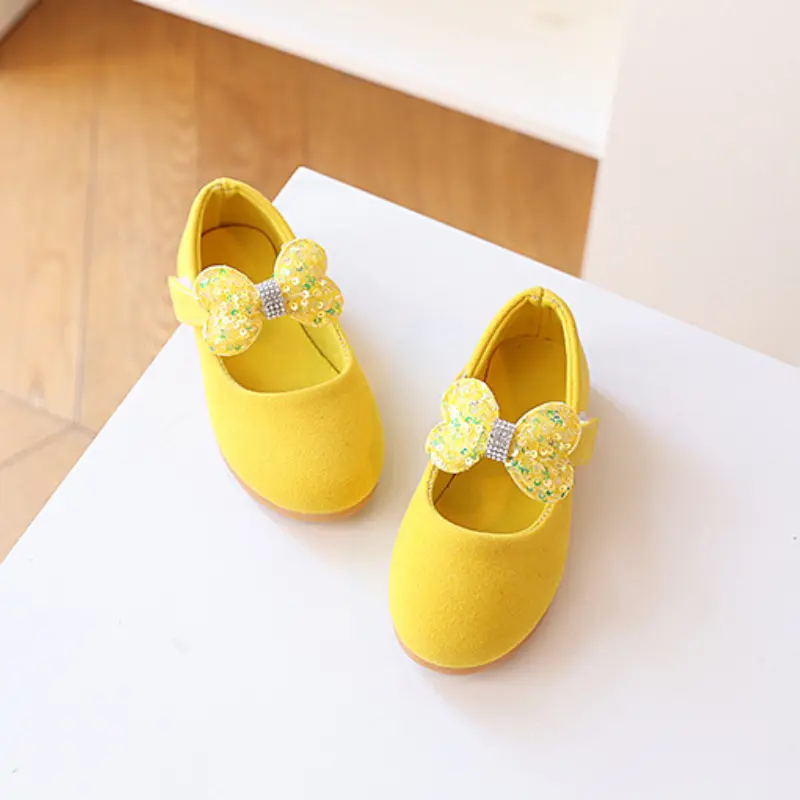 Girls Princess Leather Shoes 2024 New Kids Dresses Casual Shoes Sweet Sequins Bowknot Versatile Children Fashion Wedding Flats