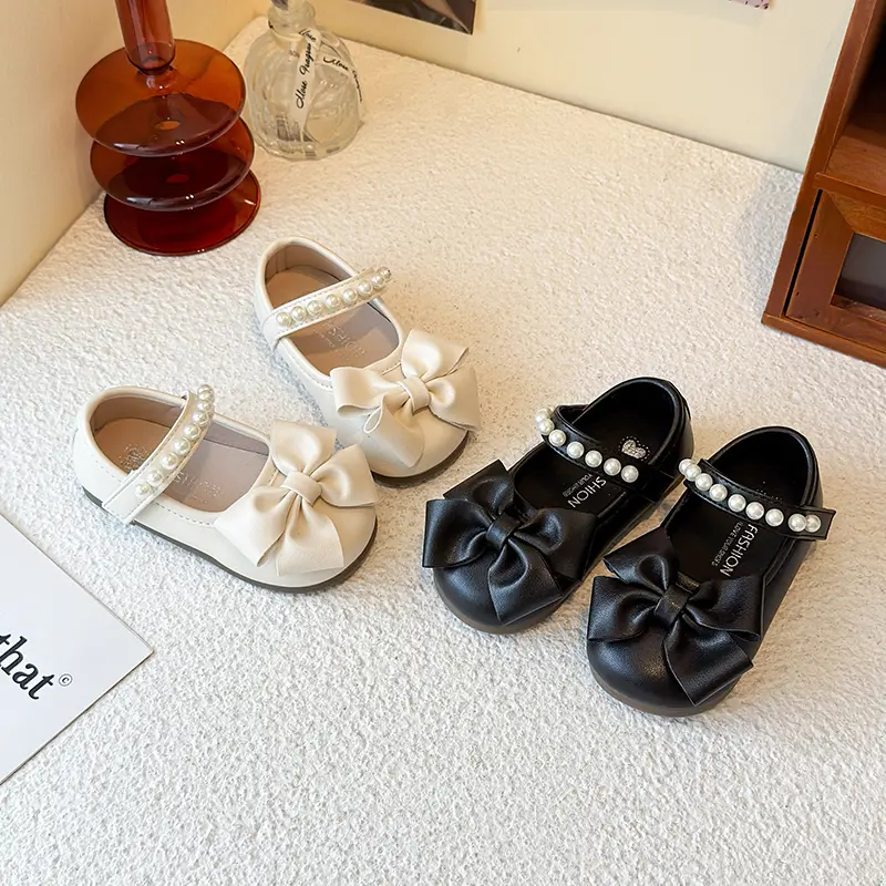 Classic Fashion Little Girls Flat Shoes 2025 New Children Causal Princess Shoes with Bowknot Versatile Kids Ballet Leather Shoes