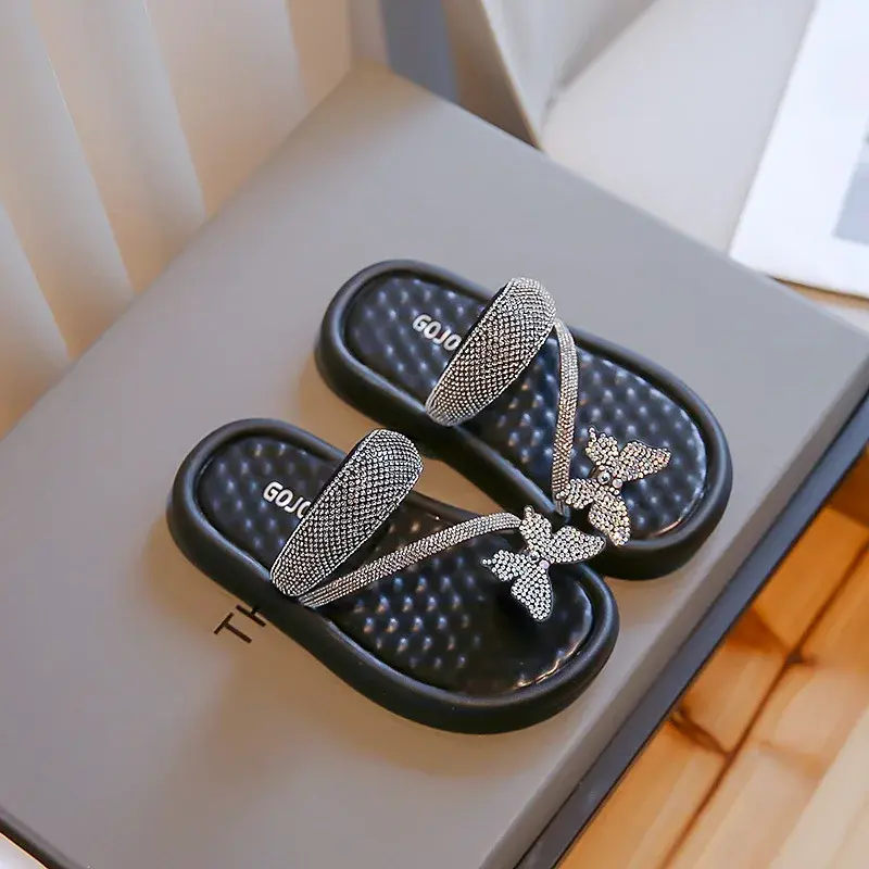 2025 Summer New Children Sandals for Girls Fashion Korean Style Soft Bottom Non-slip Princess Versatile Outside Beach Slippers