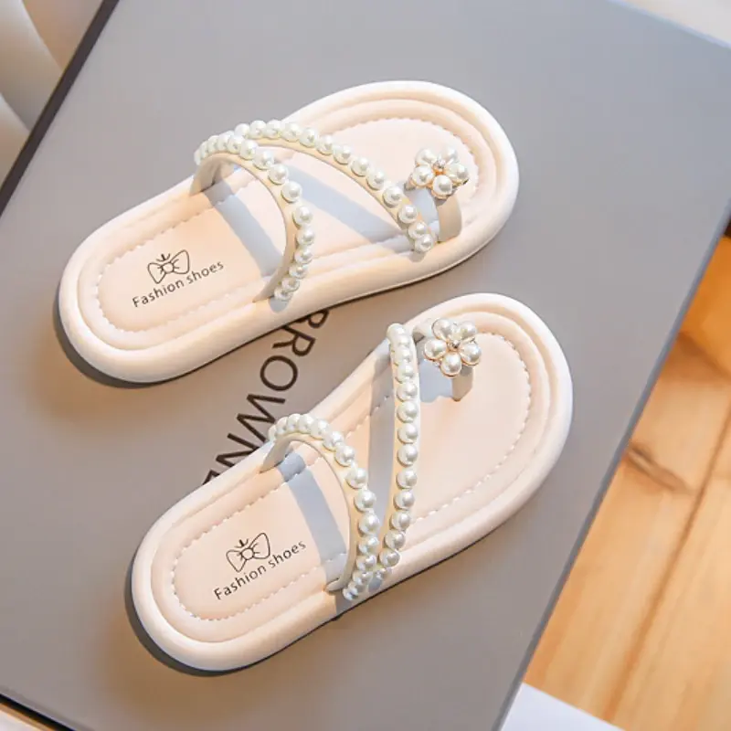 2025 Children Slippers for Girls Summer New Fashion Korean Style Soft Bottom Anti-slippery Versatile Princess Beading Beach Shoe