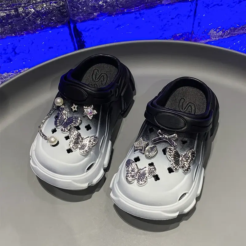 2025 Children Slippers for Girls Summer New Fashion Korean Style Soft Bottom Non-slip Versatile Princess Cut-outs Beach Shoes